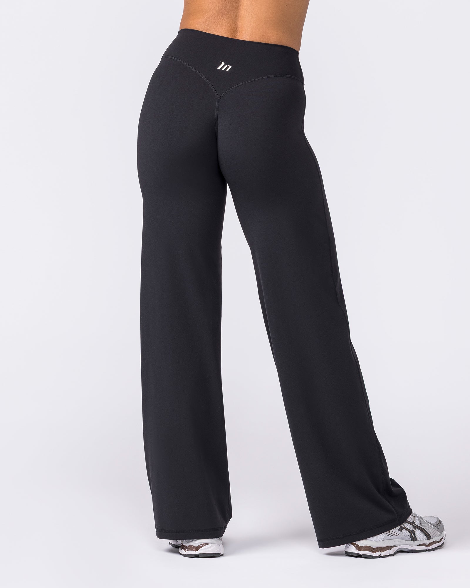 Aura Straight Leg Leggings Long - Black-Leggings-XXS-032657BLK-XXS-MNAPPRL51587-6-Muscle Nation