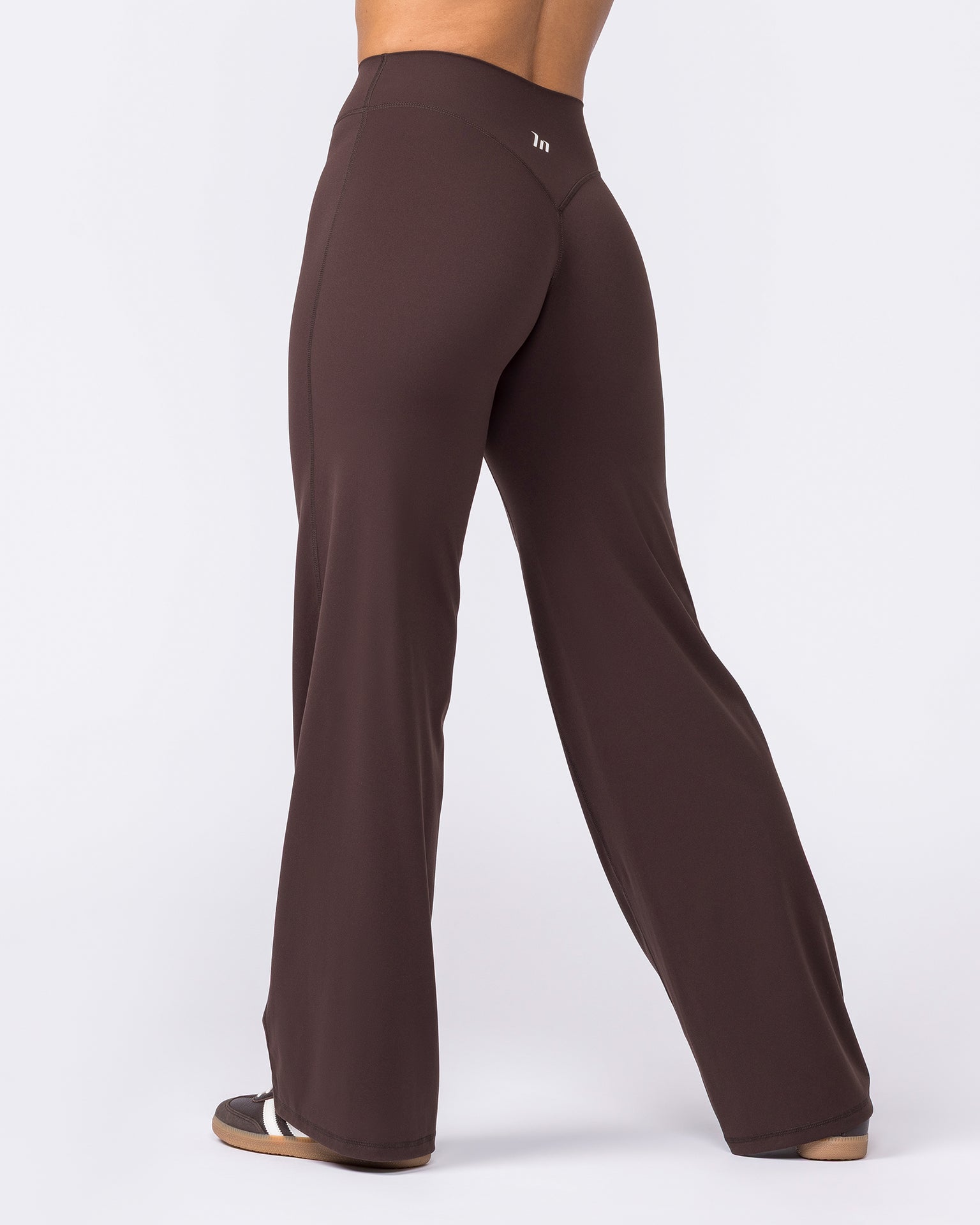 Aura Straight Leg Leggings Short - Cocoa-Leggings-XXS-032656COCOA-XXS-MNAPPRL51578-6-Muscle Nation