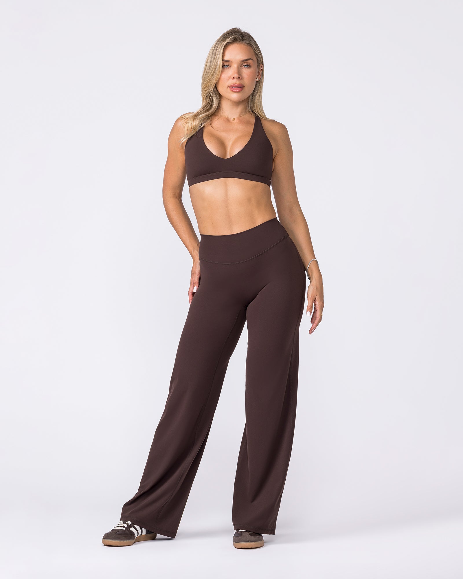 Aura Straight Leg Leggings Short - Cocoa-Leggings-XXS-032656COCOA-XXS-MNAPPRL51578-8-Muscle Nation
