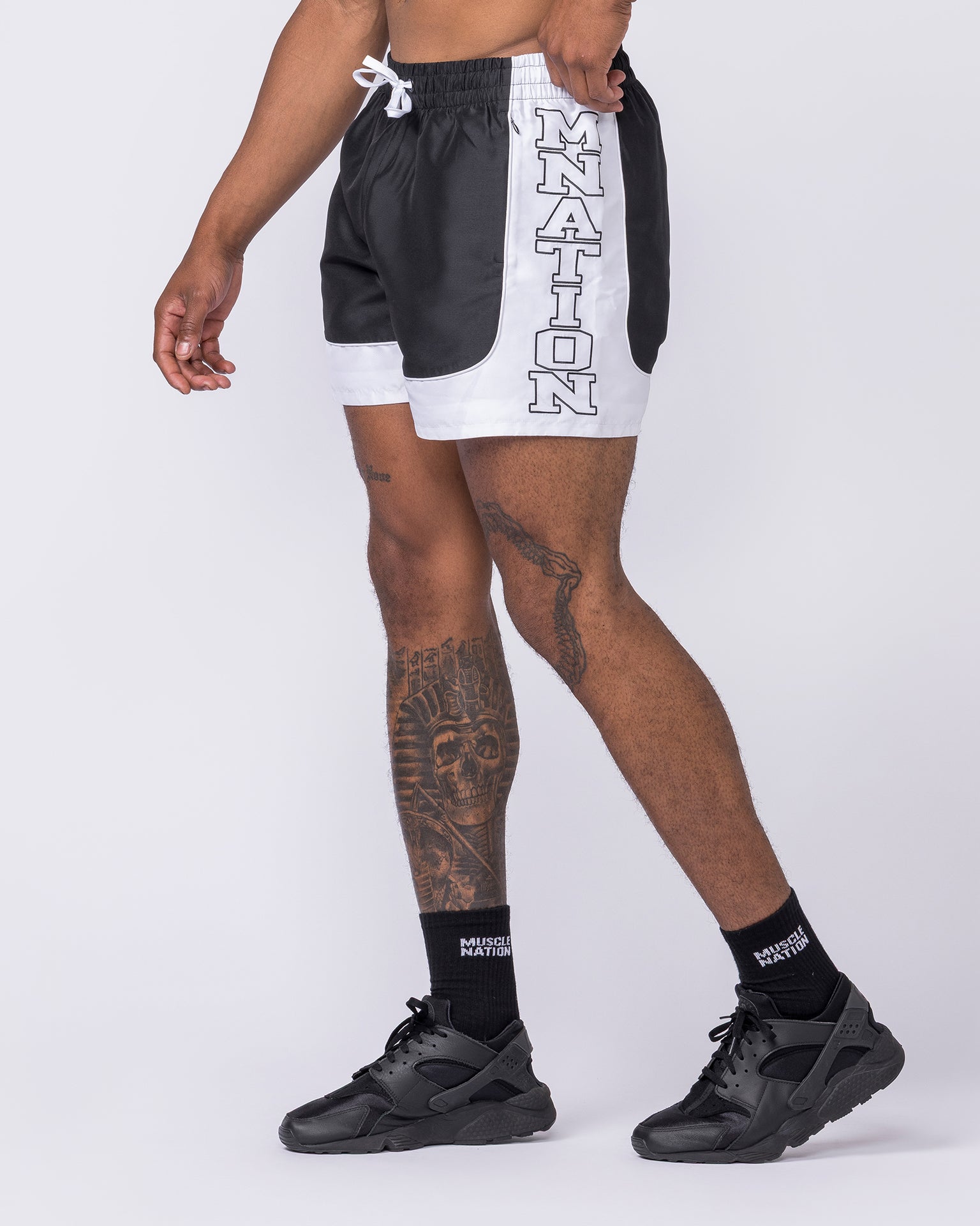 Headliner 5" Shorts - Black-Shorts-S-112556BLK-S-MNAPPRL47411-2-Muscle Nation