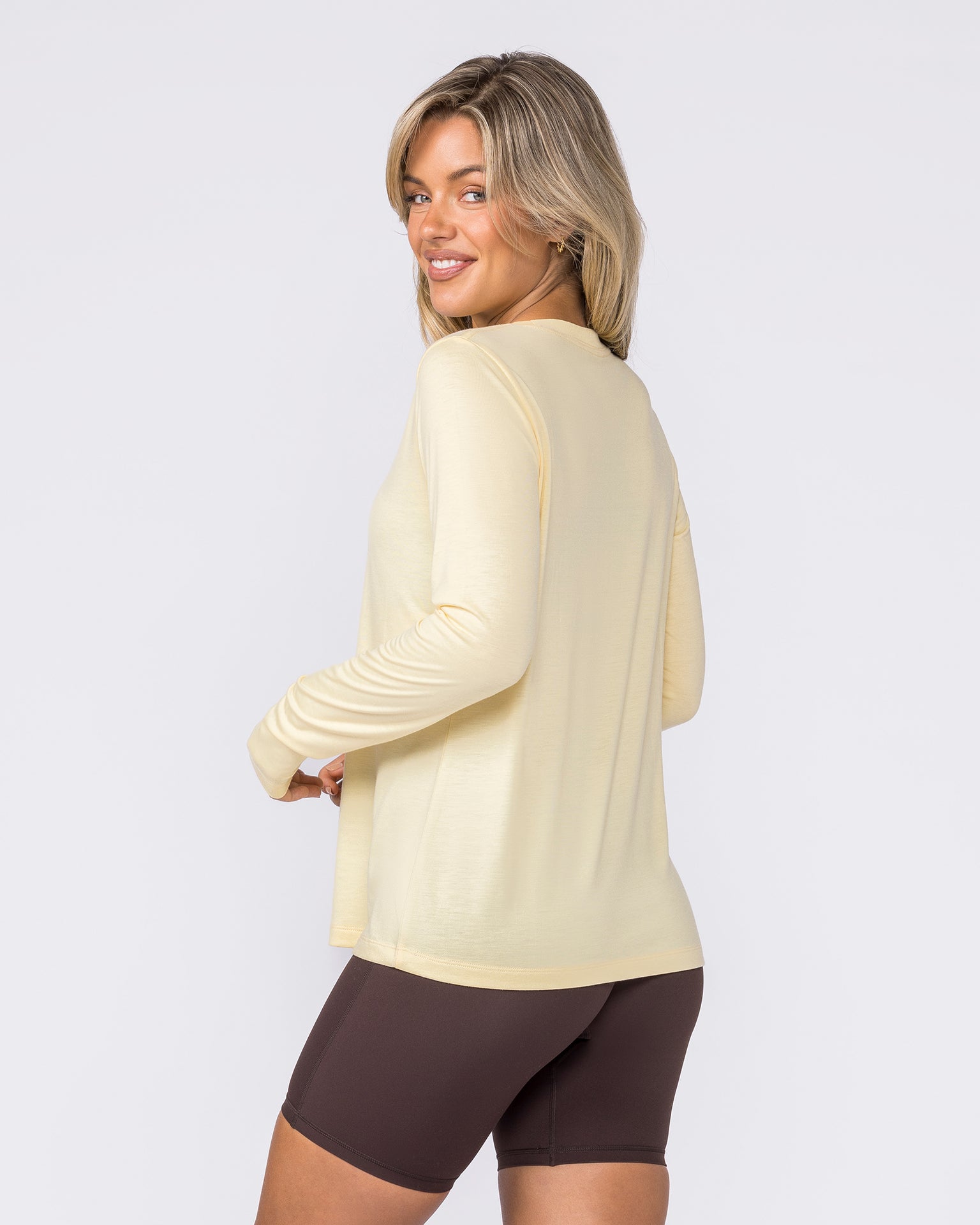 Routine Long Sleeve Top - Panna Cotta-Long Sleeve T-Shirts-XXS-032610PANCOT-XXS-MNAPPRL49494-2-Muscle Nation