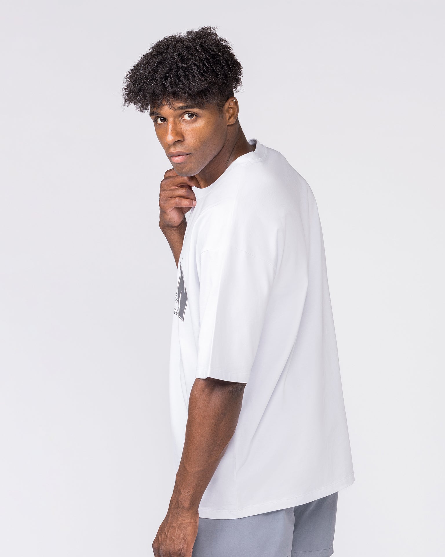 Worldclass Oversized Tee - White-T-Shirts-XS-032632WHT-XS-MNAPPRL49573-2-Muscle Nation