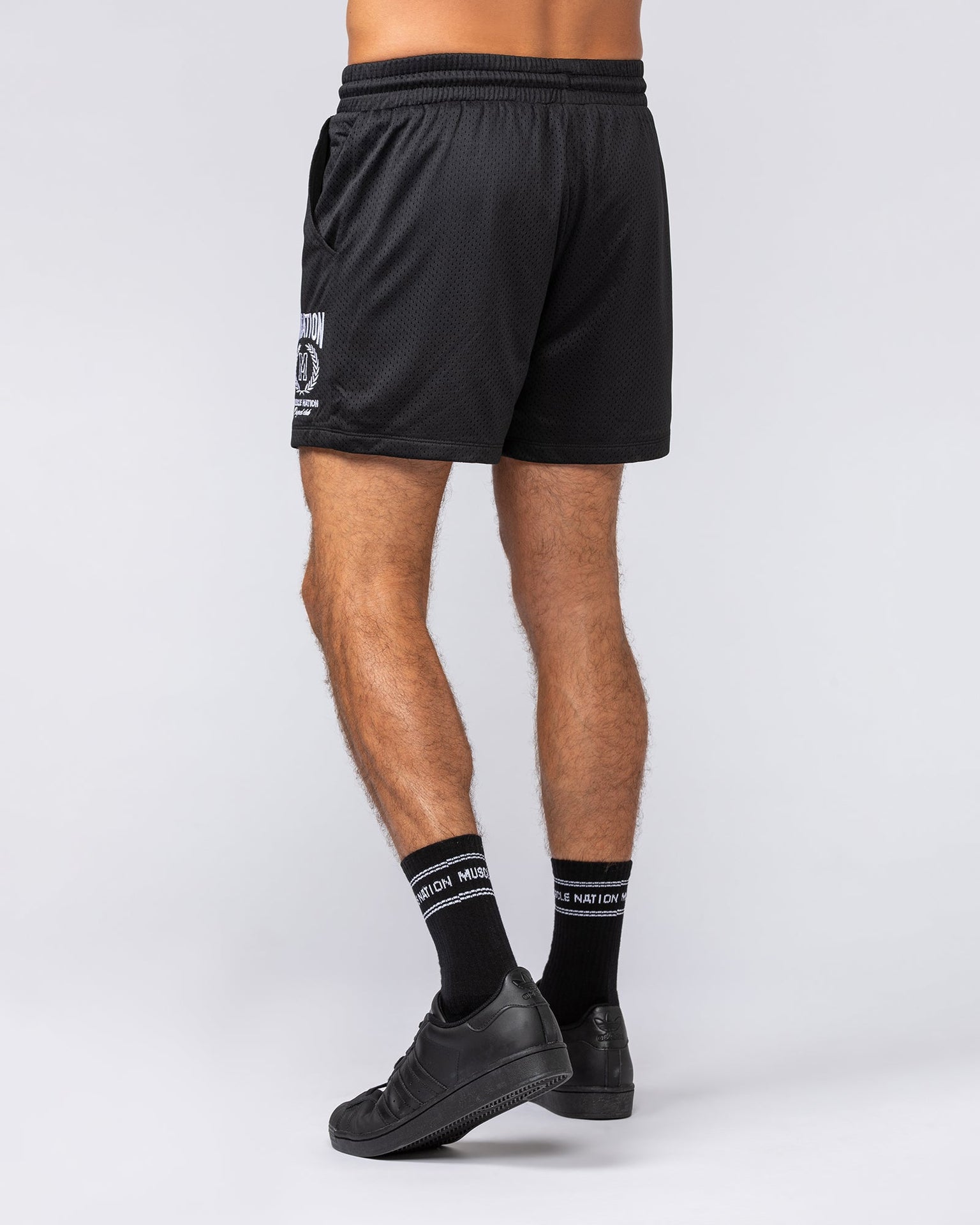 Heritage Crest Lay Up 3.5" Shorts - Black-Shorts-S-032504BLK-S-MNAPPRL41391-3-Muscle Nation
